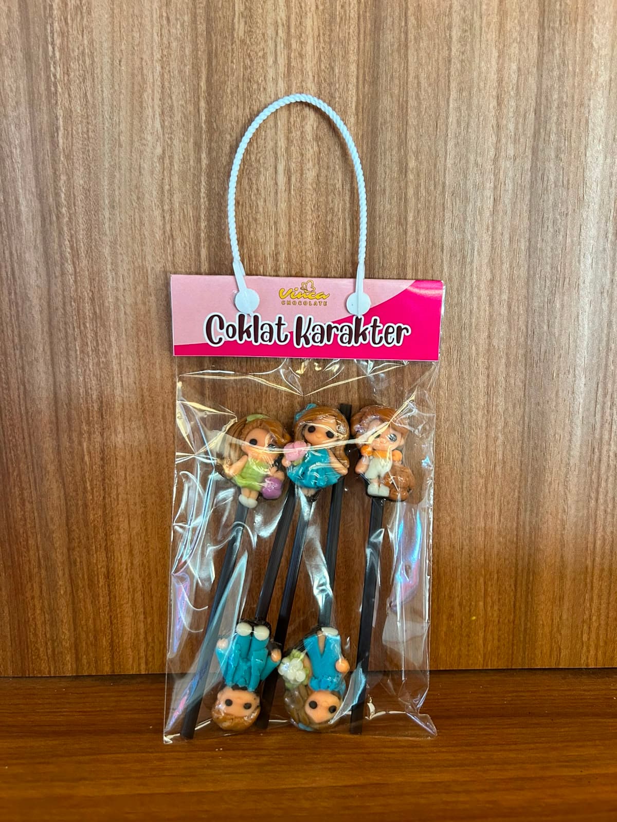 Coklat Karakter