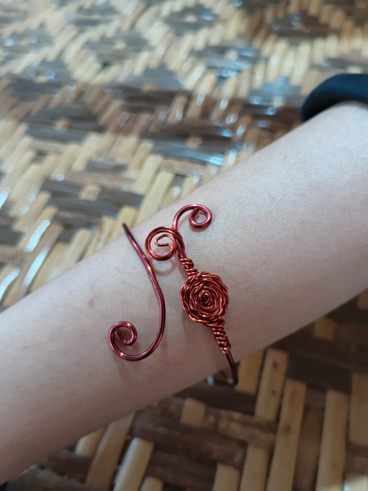 Gelang Kawat Rumah Rayya